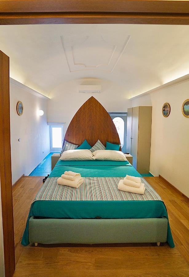 Grotta Verde Luxury Suite By Caprirooms المظهر الخارجي الصورة