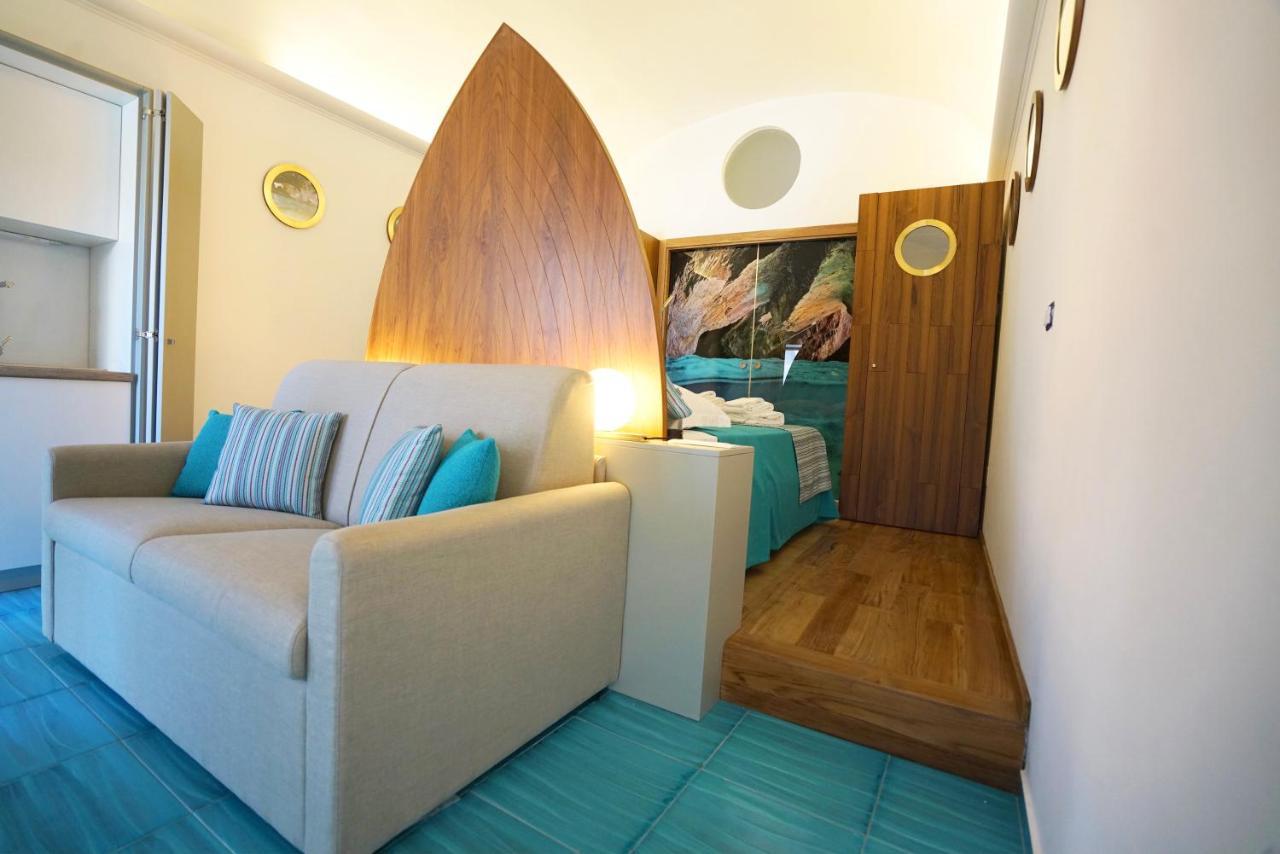 Grotta Verde Luxury Suite By Caprirooms المظهر الخارجي الصورة